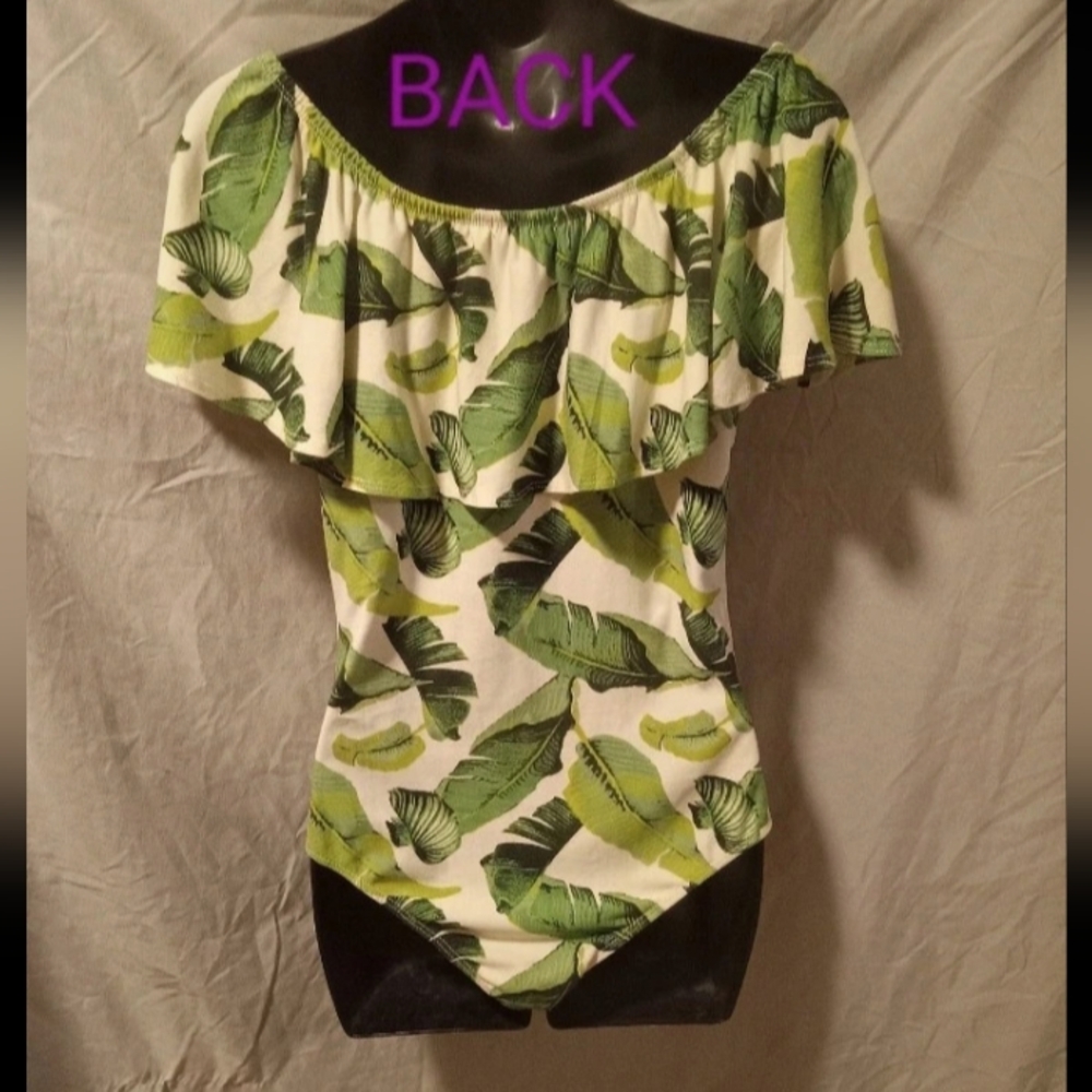 Off Shoulder Bodysuit - Picture 3 of 4